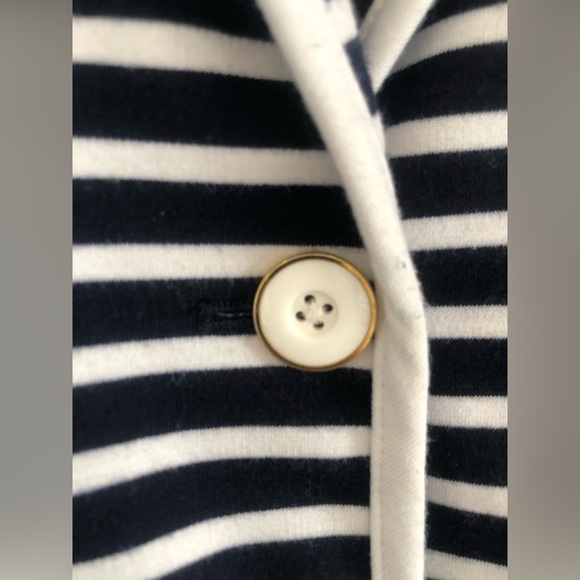 Long sleeve striped jacket. - Picture 8 of 11